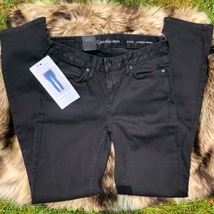 Calvin Klein Black Skinny Jeans size 6x30